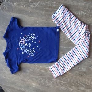 Size 5 Baby Gap cotton pajamas set Peace sign dog stripe print